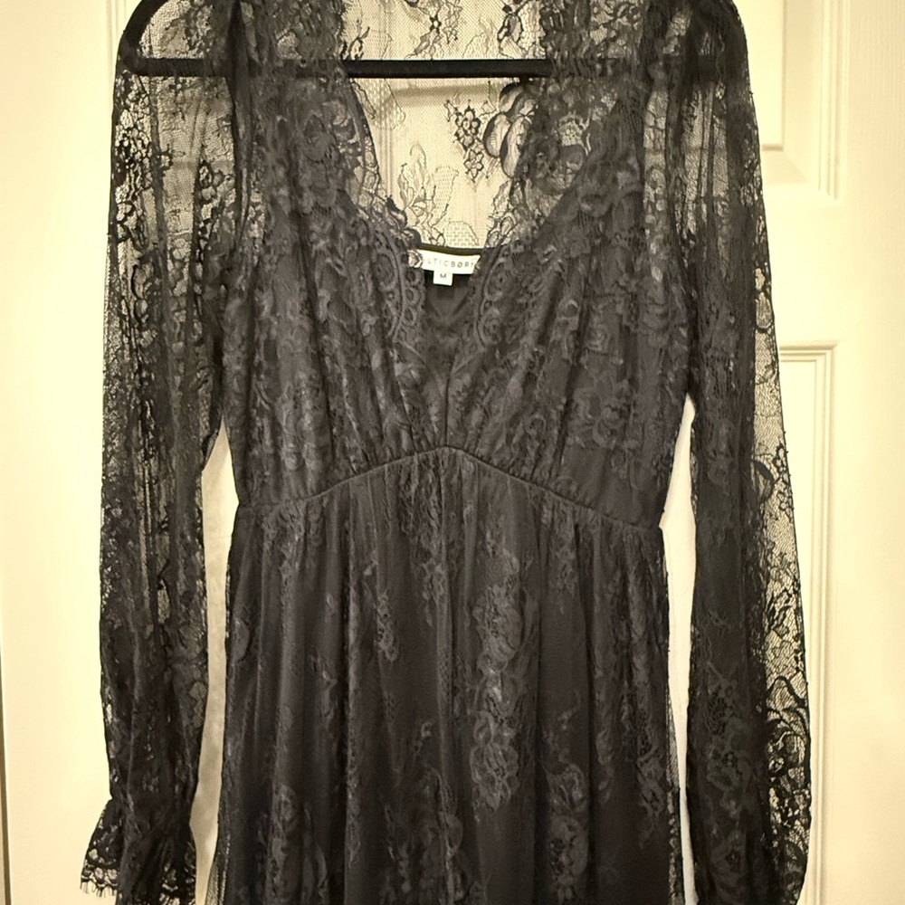 Black Lace Long Sleeve Dress